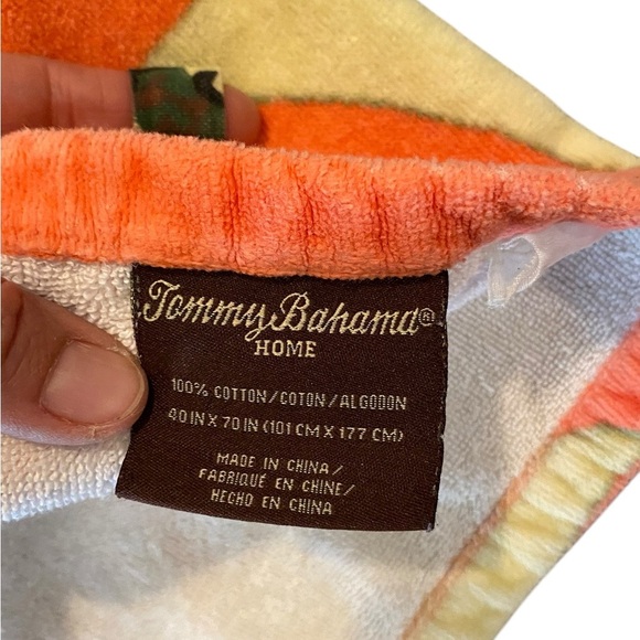 Tommy Bahama orange bird of paradise home collection oversized beach towel - Picture 6 of 6